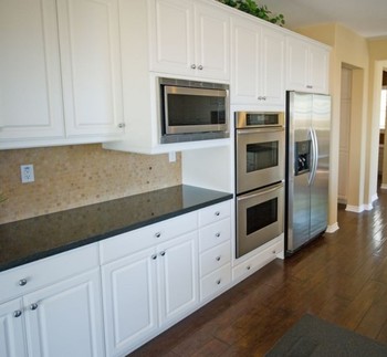 Cabinet Painting in Ruby, South Carolina